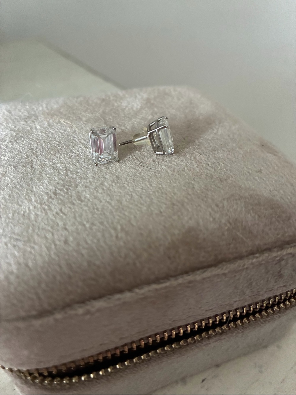 6ct Classic Emerald-Cut lab grown diamonStud Earrings - Elegant Everyday Sparkle - Picture 3 of 4